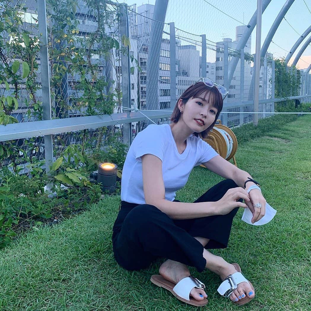 山本 絵里加のインスタグラム：「_ 屋上の居心地のよさよ！！！ 話題のmiyashitapark、YouTubeでも紹介します🌈 #miyashitapark #渋谷」