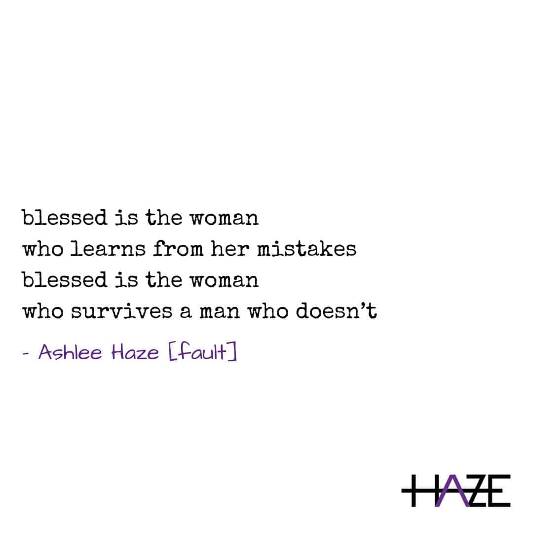 アシュリー・ヘイズさんのインスタグラム写真 - (アシュリー・ヘイズInstagram)「From the book “SMOKE” by Ashlee Haze available on Amazon, kindle, audible, and ashleehaze.com #ashleehaze #smokebyashleehaze #poetry #poetsofinstagram」8月24日 21時29分 - ashleehaze