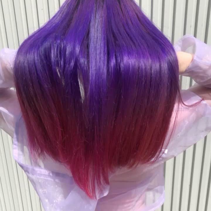 Miki Kajiwaraのインスタグラム：「加工なしでのこのキレイさ♡♡ . . 紫✖︎ピンクのコラボは劇カワです♡♡♡ . . ルナちゃんいつもありがと♡」