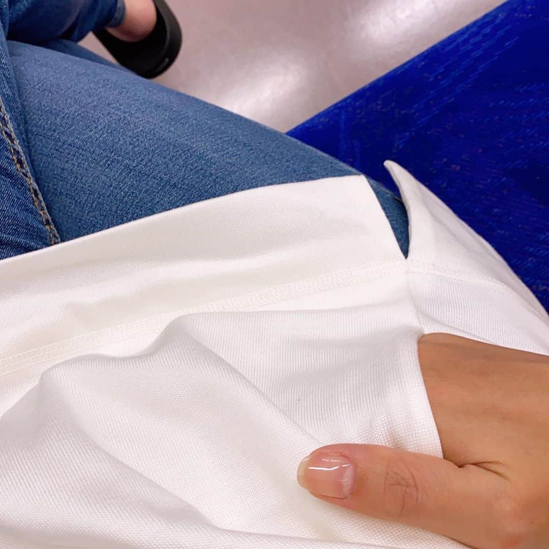 新原ミナミさんのインスタグラム写真 - (新原ミナミInstagram)「久々の投稿であります📸  noteの白Tを購入！！ しっかりしてるのに柔らかい肌触り、サイドのスリットのデザインも可愛いうえに、ポケット付き。  本当に素晴らしい、理想的なTシャツ！  https://note.official.ec  テンション上がったので投稿しました🌞  #白T #note   #japan #japanese #tokyo #shibuya #fukuoka #ebisu #nakameguro #art #act #actres #actor #stageact #stageactor #舞台 #演劇 #女優 #俳優」8月24日 22時19分 - shimba373