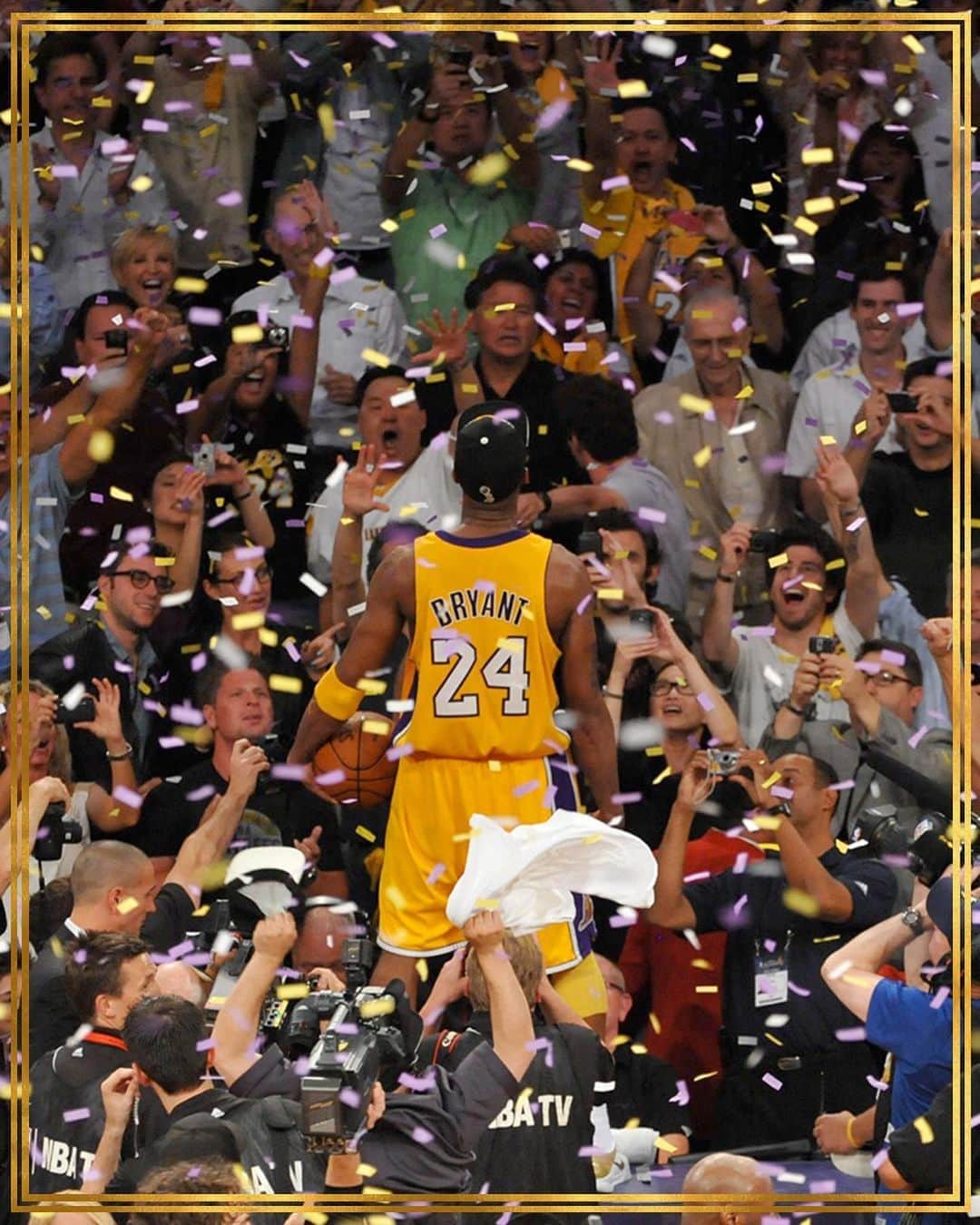 NBAさんのインスタグラム写真 - (NBAInstagram)「8 💜💛 24」8月24日 22時35分 - nba