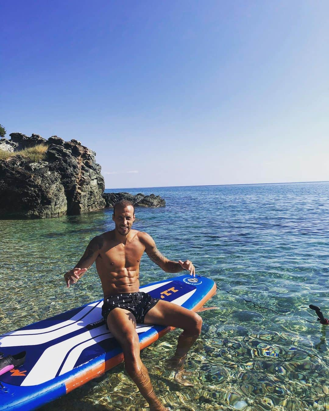 バンゲリス・モラスさんのインスタグラム写真 - (バンゲリス・モラスInstagram)「Still Summer 🏄‍♂️🏄‍♂️💦💦 #mysummerstory #enjoy #life #relax #smile #agiokampos #sup #dvsportsup #sun」8月24日 22時28分 - moras_vangelis_