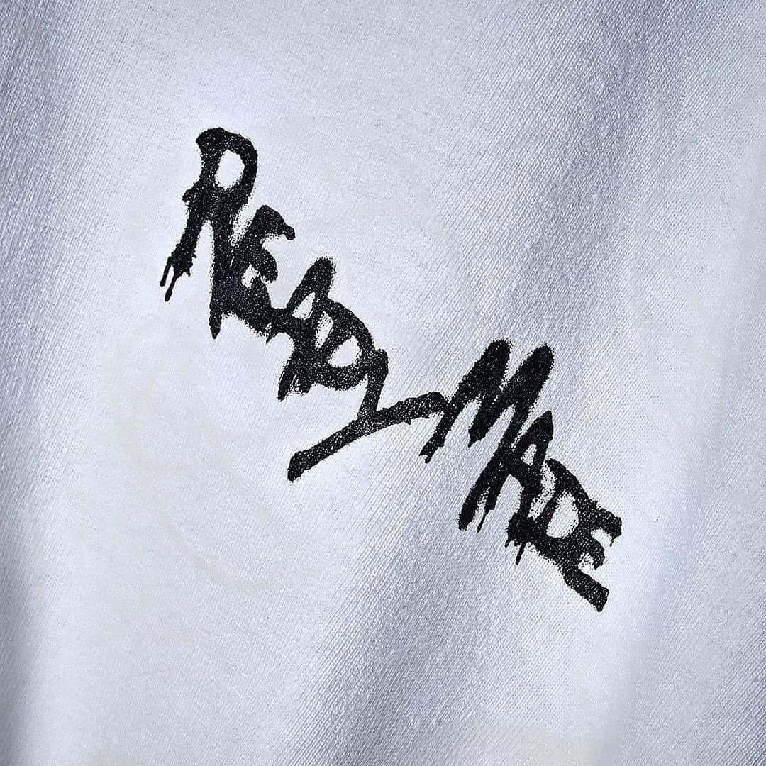 HYPEBEASTさんのインスタグラム写真 - (HYPEBEASTInstagram)「@hypebeaststyle: @readymade_official has revealed an upcoming collaboration with @futuralaboratories. Coming in the form of a T-shirt two-pack, the first white tee has the “ReadyMade” name placed at the left side of the chest in spraypaint style lettering, while the second shirt features Futura’s signature ‘Atoms’-style motif throughout the back of the shirt with a large “FL” logo at the center. It’s set to release on August 25 and 26 on the @ntwrk app. ⁠⠀ Photo: READYMADE」8月24日 22時32分 - hypebeast