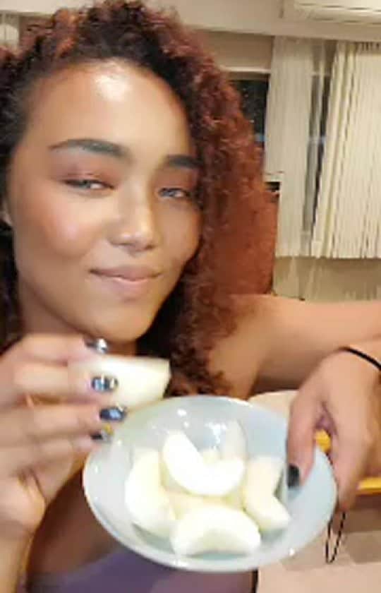 Crystal Kayのインスタグラム：「ごめんなソーリー🙏your "im sorry moment"」