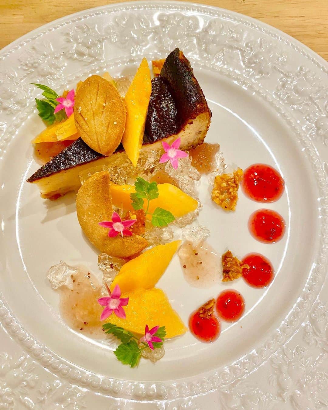 杉春香のグルメインスタ