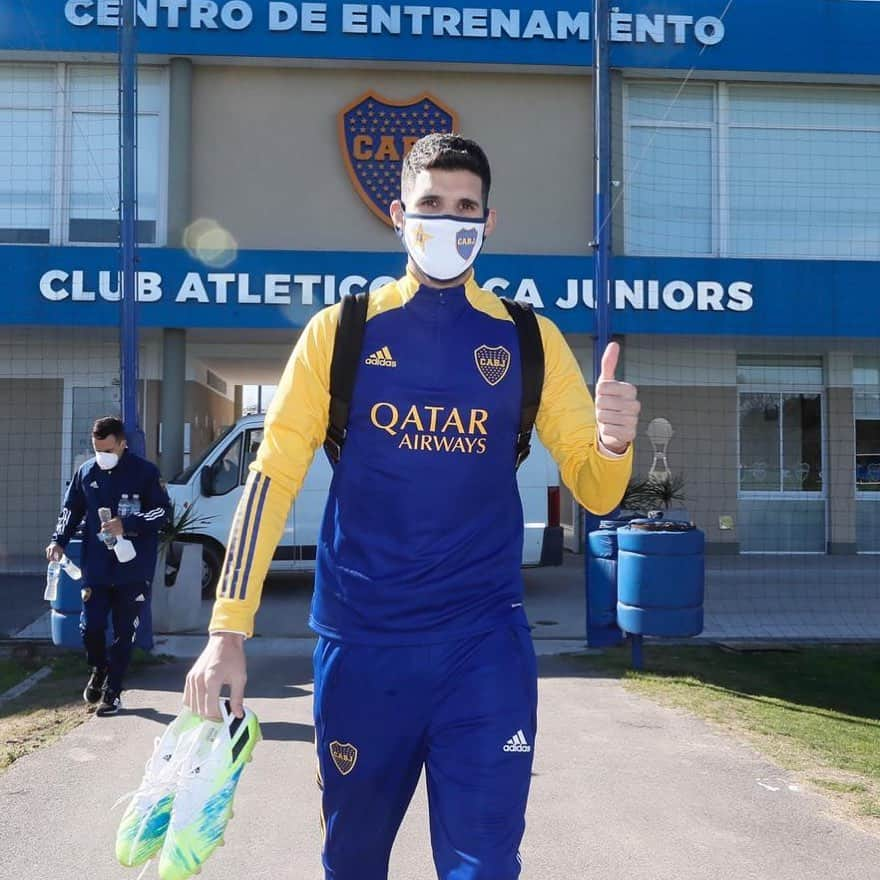 リサンドロ・ロペスのインスタグラム：「Positivo????? SIEMPRE 😉  Arrancamos la nueva etapa de pretemporada  #VamosBoca」