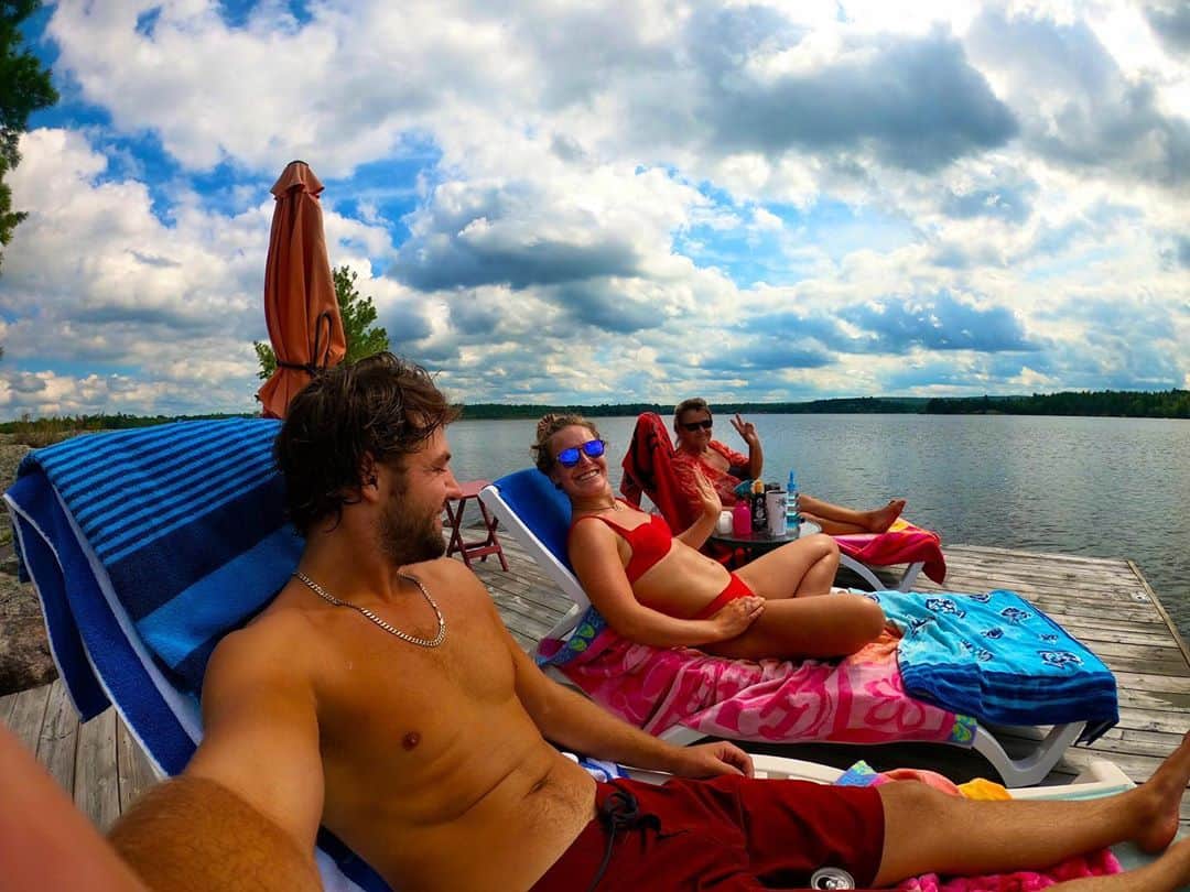 ジェイミー・アンダーソンさんのインスタグラム写真 - (ジェイミー・アンダーソンInstagram)「Cottage vibes this week 🙏 @gopro #goprohero8」8月25日 5時11分 - jamieanderson