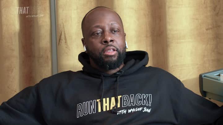 ワイクリフ・ジョンのインスタグラム：「Run That Back is not a one man show, so now that the first episode is live I just wanted to thank all those who make it possible. Thank you to @malkamedia and @phantomkay for helping translate the vision so that the people can hear REAL conversations. Thank you to @theprintcompany_ for the dope merch you see me rocking in these videos. Thank you to @maddisays for being the pop culture to my politics every week. And of course thank you to @lenawaithe for being the first of many fantastic guests we are going to have. More to come family 🙏🏿🙏🏿🙏🏿」
