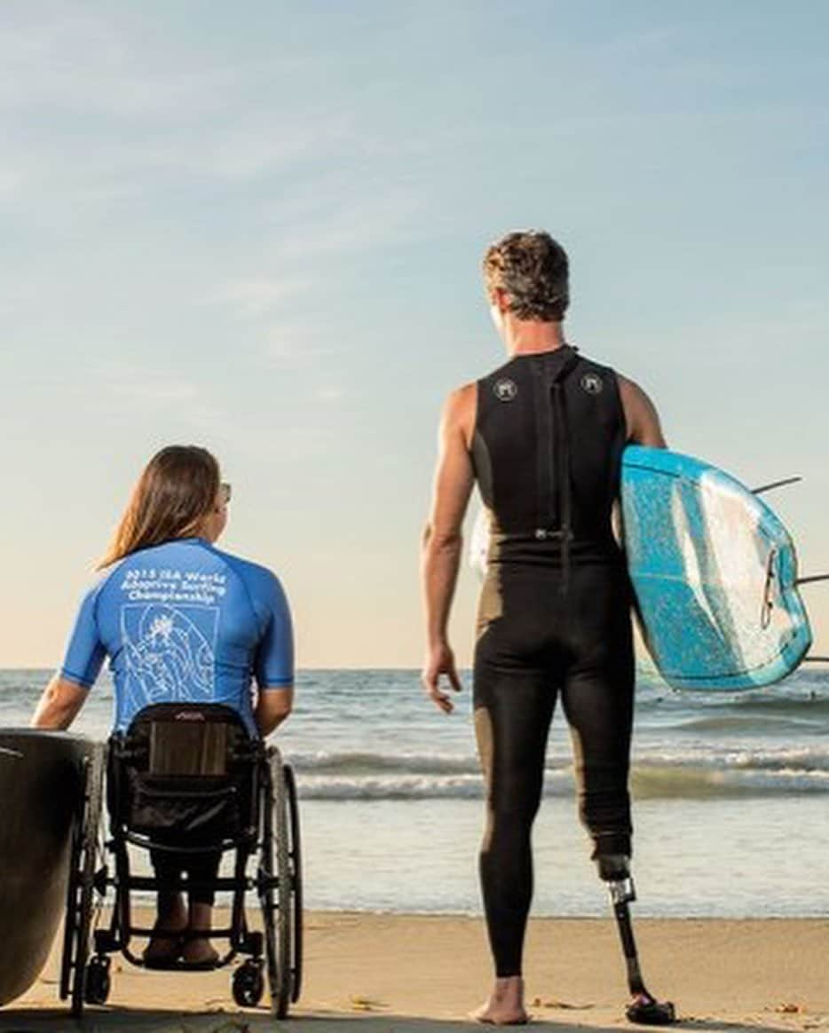 アラナ・ニコルズさんのインスタグラム写真 - (アラナ・ニコルズInstagram)「My Paralympic dreams became a reality when I received my first @cafoundation grant for a basketball wheelchair back in 2003. . . With a custom piece of adaptive equipment I was able to train (in 4 sports) with the best to become the best in the world (at two of them 🤣) and because of the #challenegedathletesfoundation athletes with disabilities all over the world can realize their dreams of Paralympic competition and live their best, most active lives just like me. . . Well I’m humbled to say that today #teamCAF is once again making my dreams come true by partnering with @toyotausa to surprise me with a NEW HANDCYCLE!!! . I’m so excited to find freedom and fitness and also be able to take my son Gunnar on rides too! Also, as soon as I get my handcycle I hope to contribute to their awesome fundraiser #cafcommunitychallenge : 1 million miles= 1 million dollars for 1 million athletes!!!  . .  It’s year out to #tokyo202one and I plan to be there... listen to my interview with CAF X #teamtoyota to learn more!!! *link in bio  #startyourimpossible 📸: @damiennobleandrews」8月25日 6時07分 - alanathejane