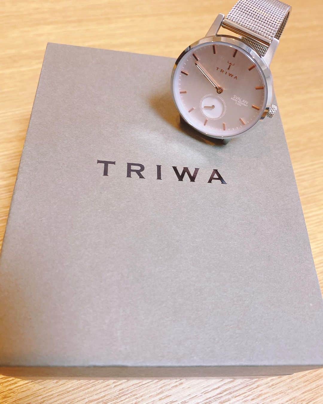 RIKAさんのインスタグラム写真 - (RIKAInstagram)「. とある日の食事🍽 シンプルかつ存在感のある腕時計は自分らしさを引き立たせてくれます😊⌚︎✨ @triwaasia  . コーデに合わせて腕時計も変えて日々オシャレを楽しんでます☺️💕 . . . #時計#腕時計#triwa#トリワ#triwashoptokyo#トリワコーデ#blushsvalan」8月25日 7時17分 - rinrikagolf