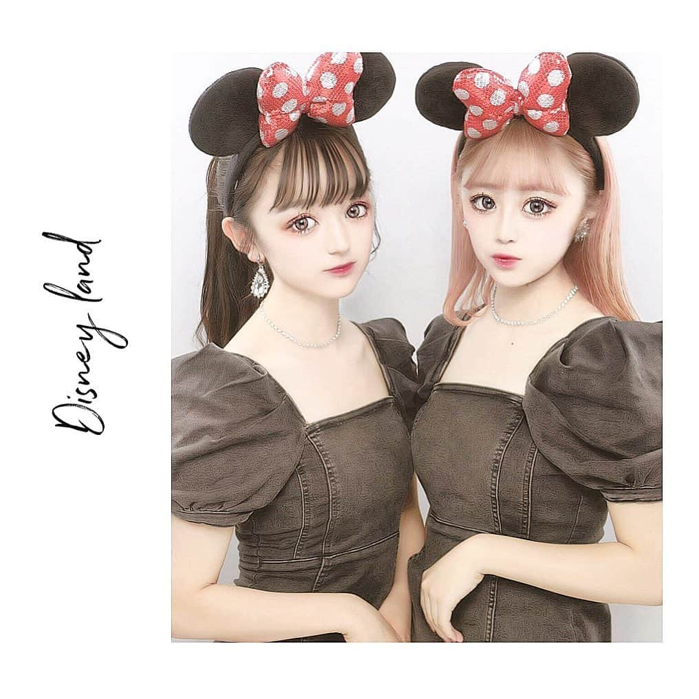 のあぽのインスタグラム：「ㅤ ㅤㅤㅤ ㅤ ㅤㅤ Disney land 〰️🐭♥️ ㅤ ㅤㅤㅤ ㅤ ㅤㅤ #disney #disneyland #disneysea #ディズニー #ディズニーランド #ディズニーシー #ディズニーコーデ #ディズニーリゾート #ぷりんと倶楽部 #プリント倶楽部 #jkブランド #ぷりくらぽーず #suu #すー #双子 #ootdfashion」