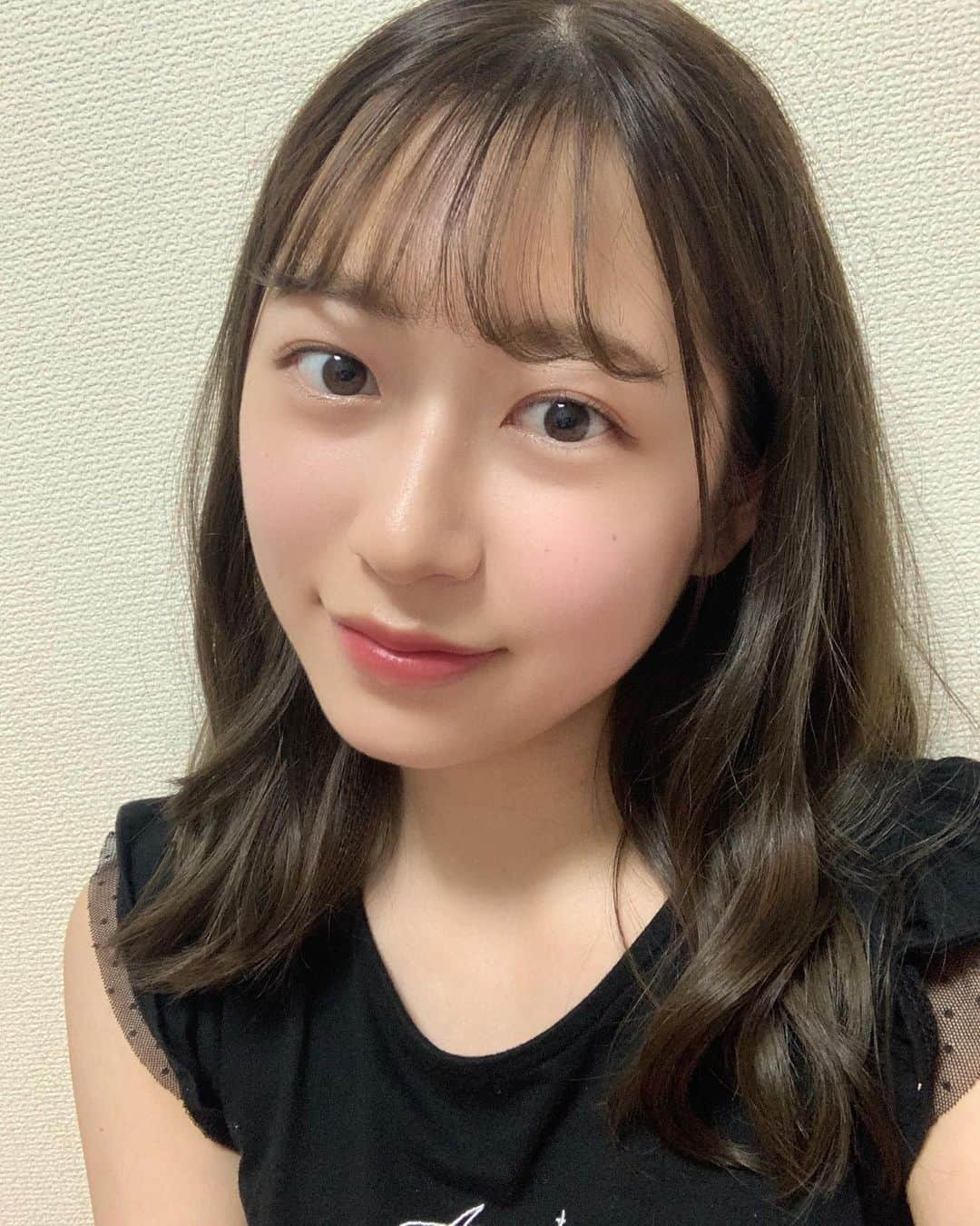 里見玲奈さんのインスタグラム写真 - (里見玲奈Instagram)「﻿ インスタライブの後の写真です〜！🍎﻿ またタイミングが合えばやるので今回見れなかった方は次回お待ちしております！！﻿ ﻿ #共立女子 #共立女子大学 #ミス共立女子 #ミス共立女子大学 #ミス共立女子2020 #桜姫 #ミスコン #ミスコンファイナリスト #ファイナリスト #インスタライブ #セルフィー」8月25日 20時55分 - kwumiss20_4