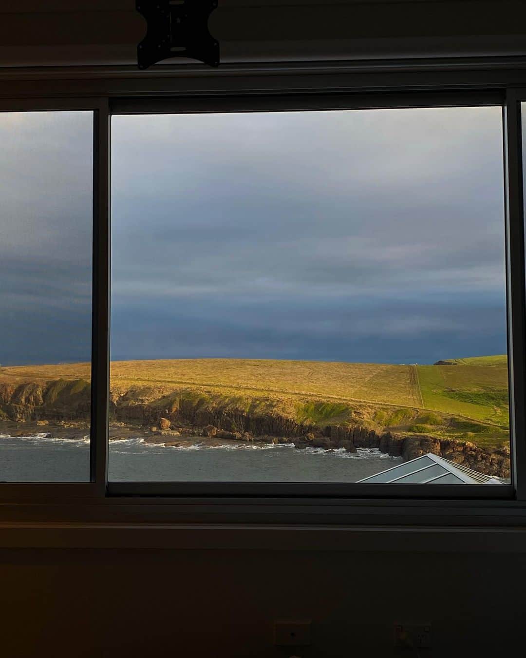 リリーマイマックのインスタグラム：「Imagine having a view like this 😵」