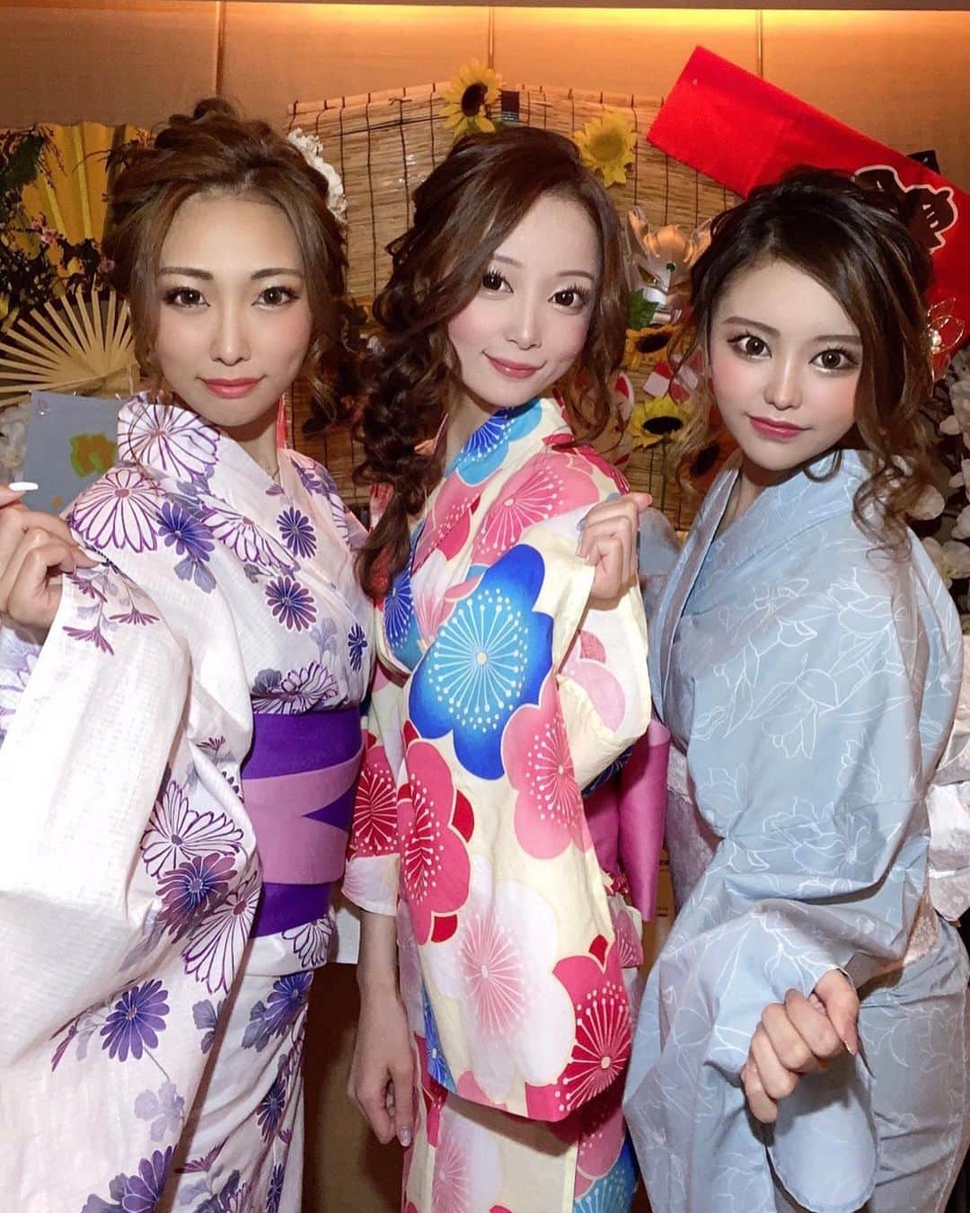 鳴海そらのインスタグラム：「浴衣の日2日目👘💗 #アンジュール北新地　#浴衣」