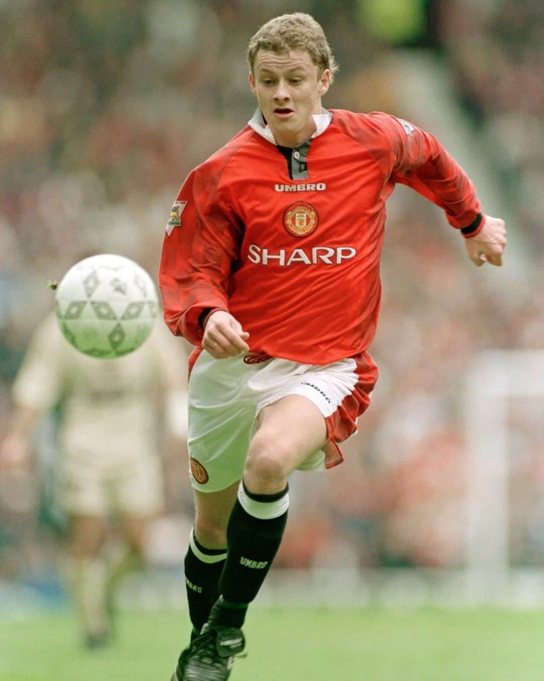 マンチェスター・ユナイテッドさんのインスタグラム写真 - (マンチェスター・ユナイテッドInstagram)「#OTD in 1996, a young Ole Gunnar #Solskjaer made his United debut 😌❤️ #MUFC」8月25日 13時00分 - manchesterunited
