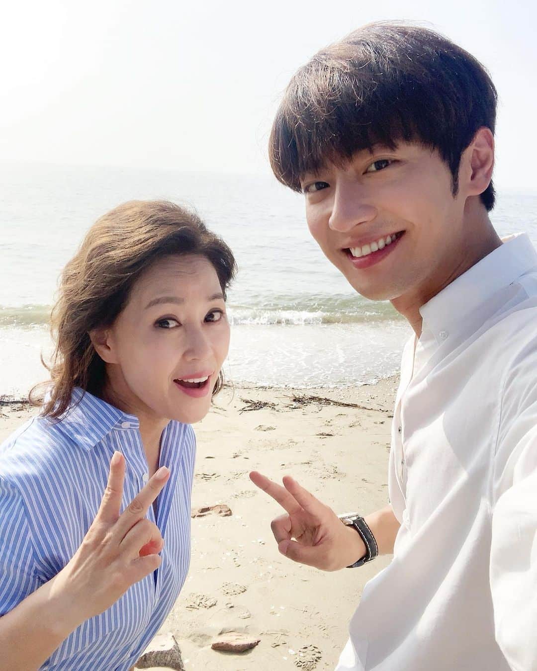 イ・サンヨプのインスタグラム：「내가 좋아하는 차화연 선배님과 #한번다녀왔습니다」
