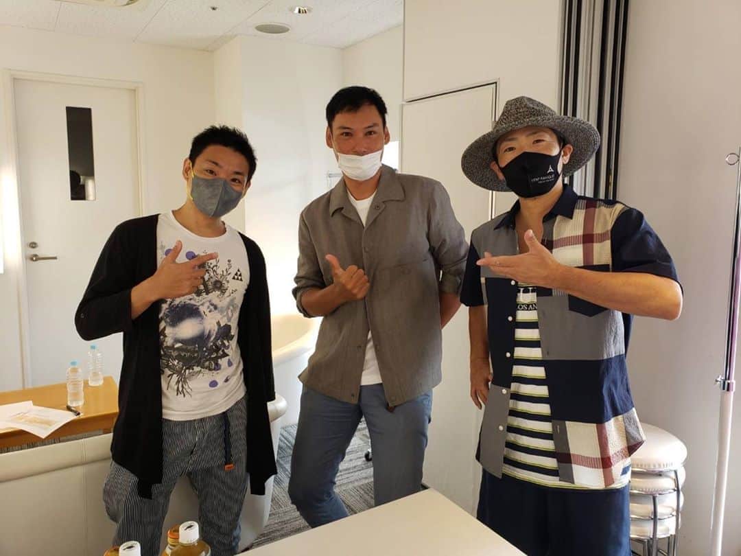 火口秀幸のインスタグラム：「先日の JapanYouthDanceFestival 代表の　植木さん　エビケン  日本においても　ダンス  ジュニアなども 相当レベルは　上がり 進化に驚かされる。  #吉本坂46 #RED HideboH #JYDF #蛯名健一」