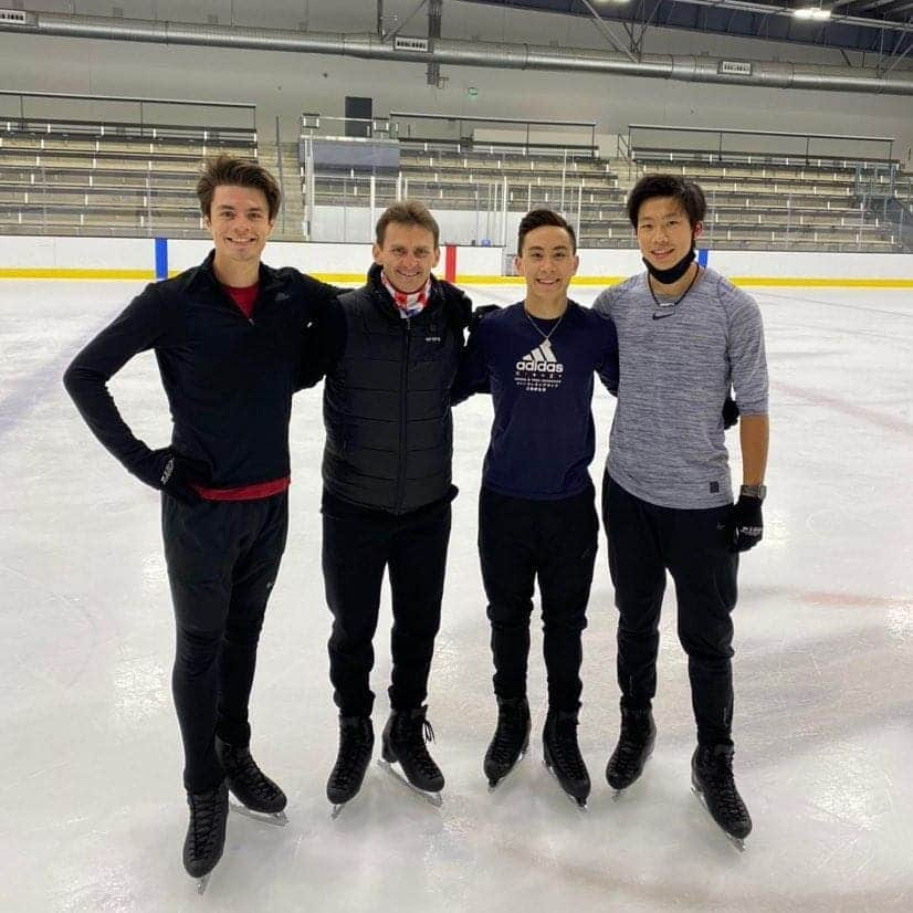 ヤロスラフ・パニオットのインスタグラム：「Thank you for visiting @jun_chenn @dinh__tran it was fun🔝 . . . #greatparkice #teamgreatparkice #practice #training #iceskating #figureskating」