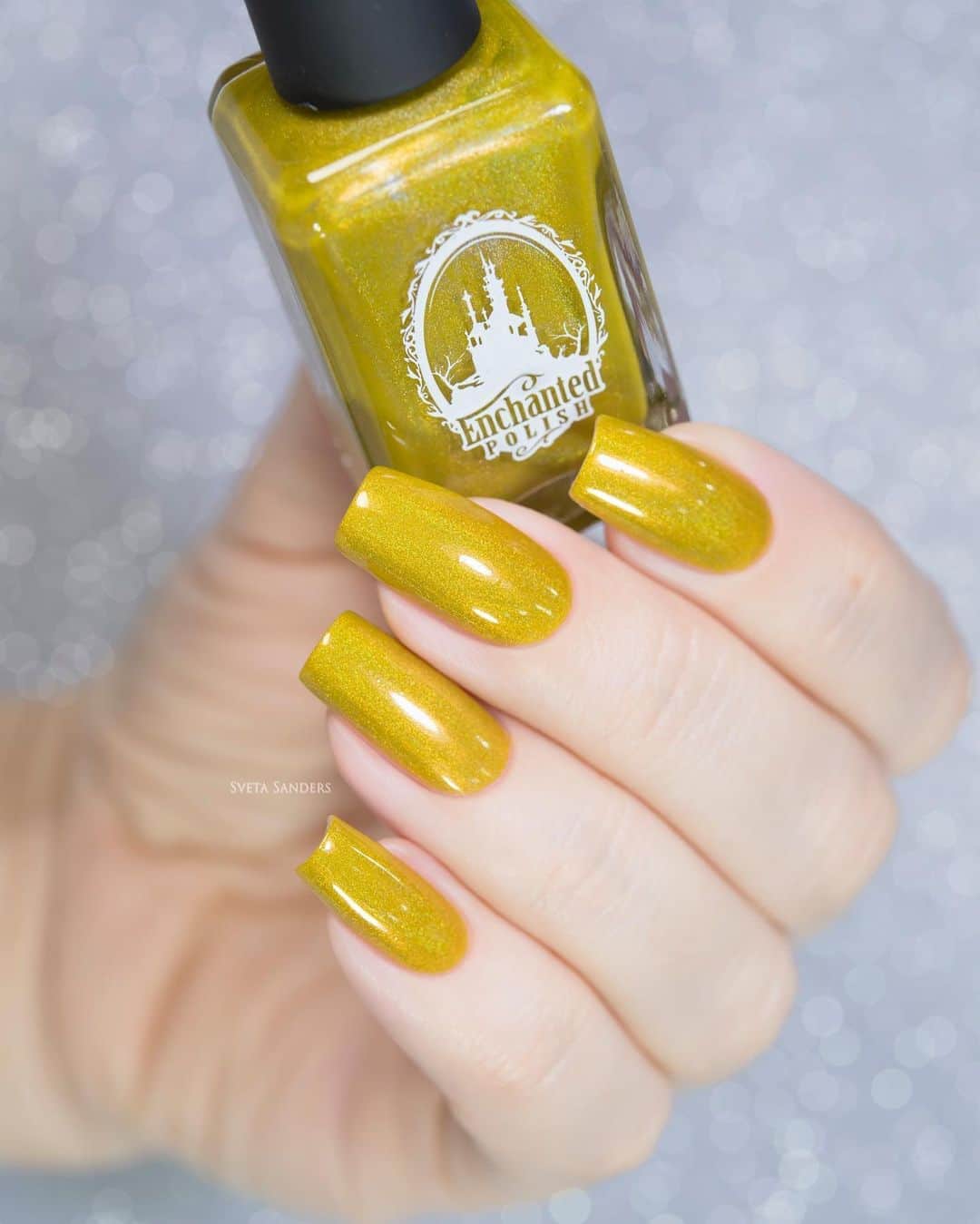 Sveta Sandersのインスタグラム：「#EnchantedPolish Sunshine & Rainbows by @enchantedpolish 💛」