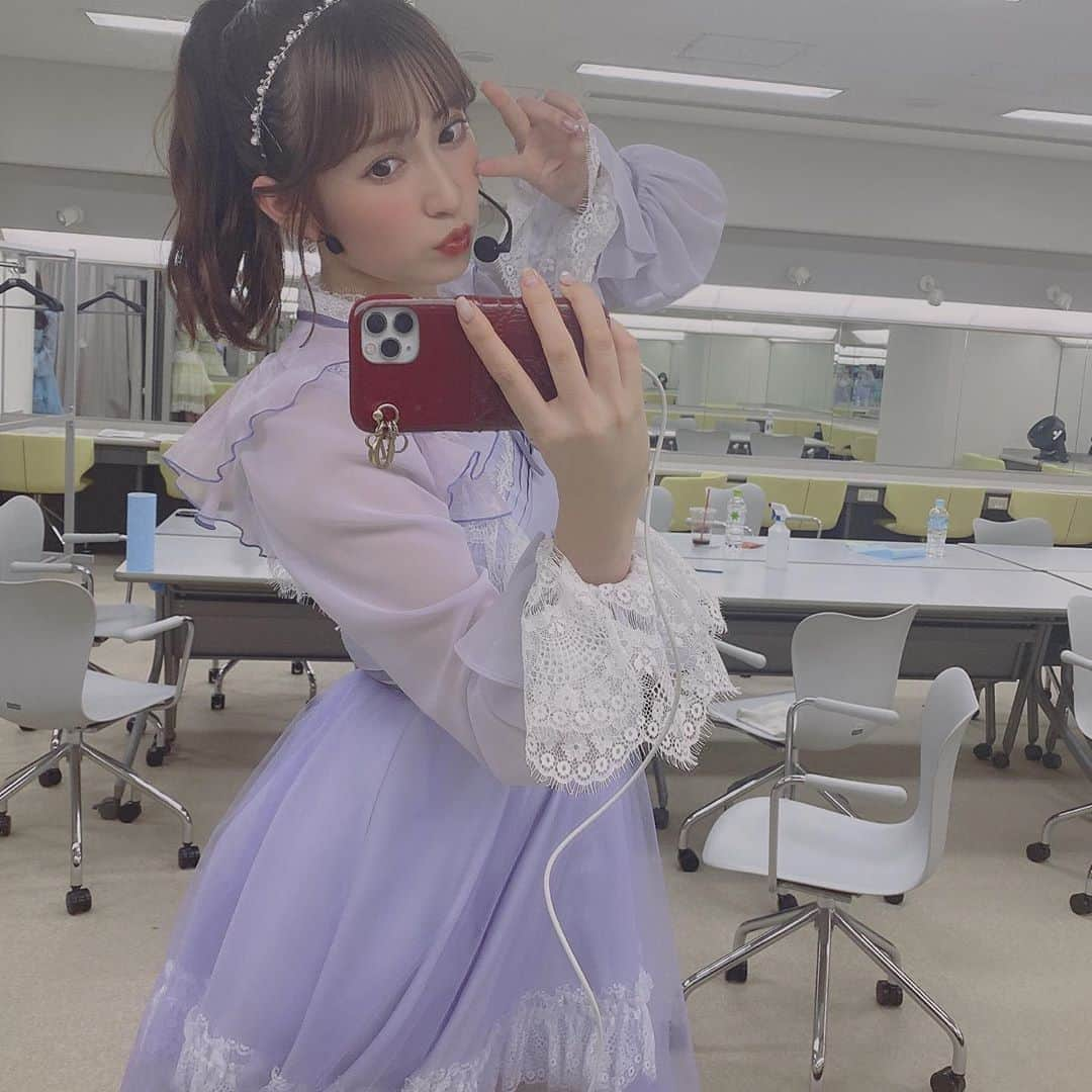 吉田朱里さんのインスタグラム写真 - (吉田朱里Instagram)「#うたコン #生放送 #NMB48 新曲 #だってだってだって 歌わせていただきました！🤍 . ダブルセンターの @ayaka48_yanyan  @cocona_umeyama  . YouTubeにMVあるから 見てくださいねー！！」8月25日 21時33分 - _yoshida_akari