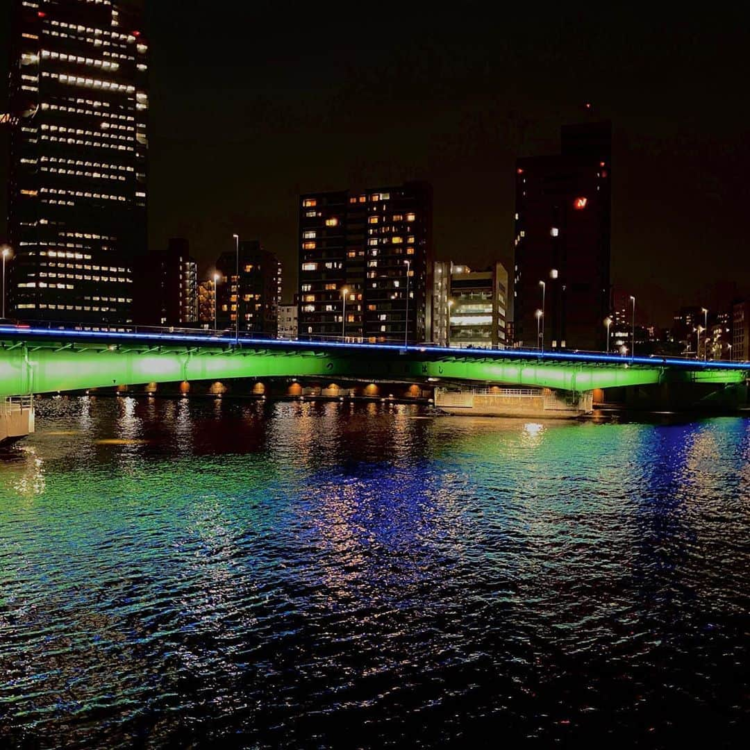 km観光タクシーさんのインスタグラム写真 - (km観光タクシーInstagram)「Tsukuda ohashi Bridge  #tokyodrive #tokyotrip #tokyotour #tokyosightseeing #tokyolife #tokyonow #tokyotravel #thingstodointokyo #mytokyois #thingstodoinjapan  #tokyotourism #観光タクシー #kmタクシー  #東京観光タクシー #kmtaxi #tokyotokyo #20cheersfortokyo #国際自動車  #隅田川ライトアップ」8月25日 16時10分 - tokyodrive.jp