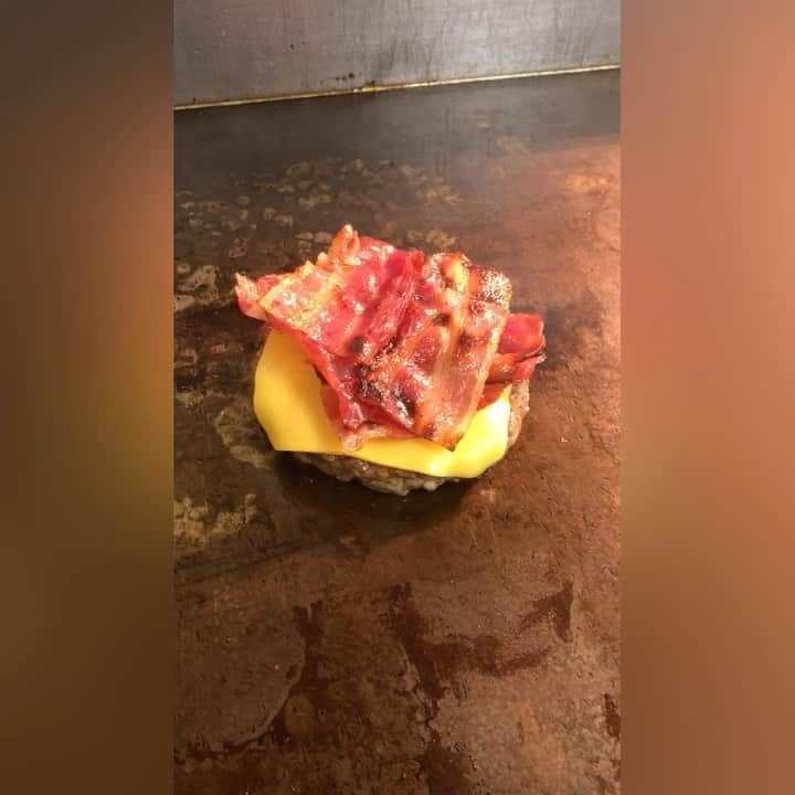 umamiburgerjpnのグルメインスタ