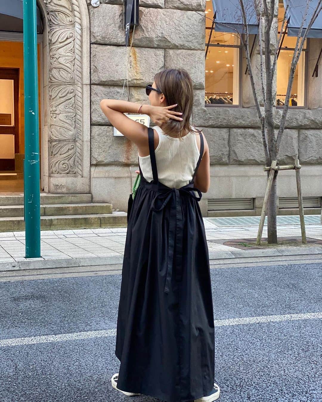 Risako Yamamotoさんのインスタグラム写真 - (Risako YamamotoInstagram)「大好きなバナナスムージー休憩🐧🍌💚 ・ #ootd #fashion #coordinate #rosymonster #auralee #jilsander #christiandior」8月25日 16時39分 - risako_yamamoto