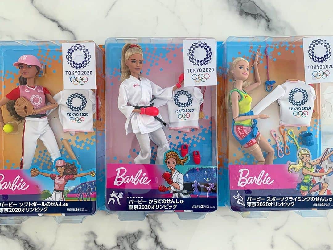 のインスタグラム：「アスリートBarbieちゃん🥇🥈🥉 TOKYO 2020🇯🇵オリンピック限定Barbieちゃん❤️😆 可愛いのにカッコイイーーー💪🏻⚡️⚡️ ずっと前からBarbieちゃんになりたいです。 どれが好き❓🤭❓ #ソフトボールBarbie🥎 #空手Barbie🥋 #スポーツクライミングBarbie🧗🏼‍♀️」