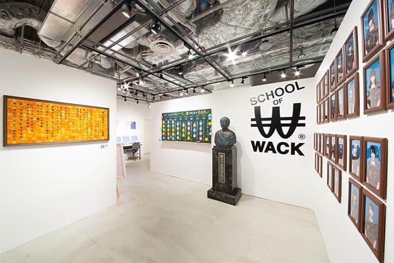 PARCOさんのインスタグラム写真 - (PARCOInstagram)「SCHOOL OF WACK﻿  ﻿ BiSH、EMPiRE、BiS、豆柴の大群などが所属する音楽プロダクション「WACK」のアーティスト総勢41名が大集合した初の展覧会、「SCHOOL OF WACK」が渋谷PARCO 4F PARCO MUSEUM TOKYOにて8月31日(月)まで開催中。﻿  ﻿ 本展は「WACKの学校」をコンセプトに、「校長室」「美術室」「パソコン室」「更衣室」「教室」「購買部」などそれぞれのテーマに沿った展示を通じて、WACK所属グループやメンバーの魅力を存分に味わえる内容となっています。﻿ ﻿ 会場内に作られた「教室」では会期中毎日、WACK所属メンバーがランダムで来場し、お題に答えるパフォーマンスやゲームに挑戦するスペシャルイベントも開催。その様子はチケット制ストリーミング・サービス「Streaming+（ストリーミングプラス）」でもオンライン生配信いたします。﻿ ▼視聴チケットの購入はこちらから﻿ https://eplus.jp/schoolofwack/﻿ ﻿ また、「購買部」では、メンバー全員それぞれの在校写真を使用した「学生証」や「ブロマイド」、メンバーの「変顔Tシャツ」など、ファン必見の展覧会記念グッズを多数販売する他、メンバーたちが”１年後の自分へ“をテーマに書いた作文を文集にした記念書籍「どうてい（道程）」を販売いたします。﻿ ﻿ 本展の開催に合わせ、渋谷PARCOでは、 2F「POP UP SPACE “BRIDGE”」では、WACK代表の渡辺淳之介氏が手掛けるアパレルブランド『NEGLECT ADULT PATiENTS(ネグレクトアダルトペイシェンツ)』のPOP UP STOREが期間限定オープンします。さらに、 10F「ComMunE(コミューン)」では、WACK所属アーティストが考案・監修した『“オリジナルかき氷”の販売』や、WACKメンバーの「直筆サイン入り渋谷PARCO限定ポスター」などが当たる『SCHOOL OF WACK抽選会』、1Fに幅６ｍを超える「SCHOOL OF WACK」の巨大アートウォールが登場するなど、同時期に渋谷PARCO全館が「WACK」色に染まる関連企画を多数実施いたします。﻿  ﻿ ▼詳しくはこちら﻿ https://art.parco.jp/museumtokyo/detail/?id=445﻿ ﻿ ※ ご好評につき、本展の入場チケットは全入場回とも完売いたしました。会場内「教室」展示の様子は、チケット制ストリーミング・サービス「Streaming+（ストリーミングプラス）」にてご視聴いただけます。﻿  ﻿ #PARCO #パルコ #PARCOMUSEUMTOKYO﻿ #SCHOOLOFWACK #WACK #BiSH #EMPiRE #BiS #CARRYLOOSE #豆柴の大群 #GOTOTHEBEDS #PARADISES #WAgg #渡辺淳之介」8月25日 19時06分 - parco_official