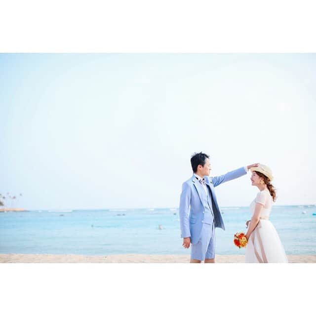 ハワイフォトウェディングのCheers Weddingさんのインスタグラム写真 - (ハワイフォトウェディングのCheers WeddingInstagram)「ハワイのフォトツアーならCheers Wedding ﻿ ﻿ ハワイウェディング専門のプロデュース会社だからこそ叶う。﻿ ハワイウェディングフォトツアー🌴﻿ ﻿ ***********************﻿ ﻿ 🌻8月限定キャンペーン🌻﻿ 8月31日までのお申込限定🙏﻿ ﻿ フォトツアーのお衣装👗(ドレス/タキシード)アップグレードプレゼント($380相等)﻿ ﻿ ※新規お申込み時限定特典です。 ﻿ ﻿ ※キャンペーンをご利用の際は必ずお申込み時にお伝えください。お申込み後の適用はお受け出来かねます。 ﻿ ﻿ ※他キャンペーンとの併用不可となります。 ﻿ ﻿ *********************** ﻿ 【お問合せ】﻿ https://www.cheerswedding.jp﻿ ☎︎0120-128-828﻿ 平日11:00〜19:00／土日祝10:00〜19:00﻿ ※水曜・木曜定休﻿ ***********************﻿ ﻿ ▼ウェディングパーク海外﻿ チアーズウェディングで検索﻿ ‭https://foreign.weddingpark.net/agentlist/100063‬/﻿ ﻿ ▼挙式はこちら﻿ @cheers_wedding ﻿ ﻿ #チアーズウエディング﻿ #ハワイウェディング﻿ #フォトウェディング﻿ #リゾートウェディング　﻿ #フォトツアー﻿ #ハワイ旅行﻿ #ハワイ挙式﻿ #ハワイ婚﻿ #cheerswedding﻿ #hawaiiwedding﻿ #日本中のプレ花嫁さんと繋がりたい﻿ #ウェディングニュース﻿ #プレ花嫁　﻿ #卒花嫁﻿ #前撮り　﻿ #後撮り﻿ #ハワイ前撮り ﻿ #ハワイ後撮り﻿ #結婚準備﻿ #ハワイフォトツアー﻿ #ウエディングフォト﻿ #フォトウェディング﻿ #ハワイハネムーン﻿ #ハネムーンフォト﻿ #ウェディングフォト ﻿ #コロナ結婚式﻿ #コロナ復活﻿ #花嫁応援企画」8月25日 18時59分 - cheers_photowedding