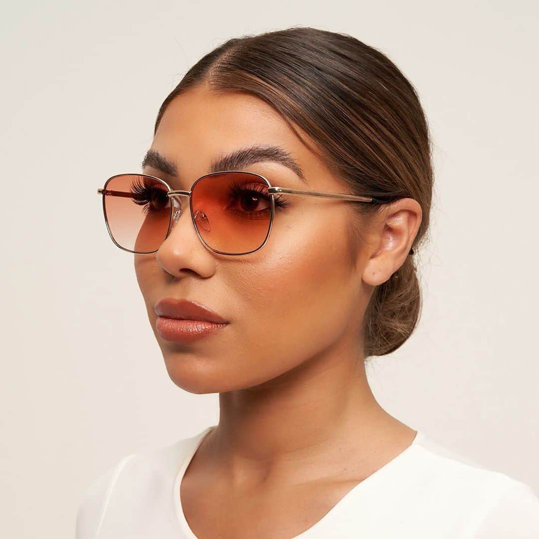 ユアアイズライのインスタグラム：「MEGHAN for @circulrco 🕶」