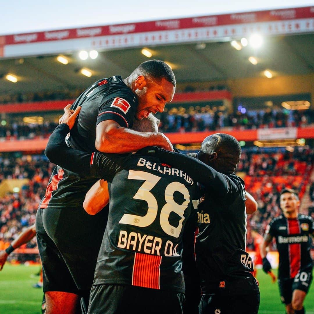 バイエル・レバークーゼンさんのインスタグラム写真 - (バイエル・レバークーゼンInstagram)「🔙 90+4‘: Last minute win vs. @1.fcunion by @karimbellarabi. 😍🤩😍 #Throwback (5/8) to one of our best goals from last season.   #Bayer04 #Werkself #BestofB04」8月25日 19時47分 - bayer04fussball