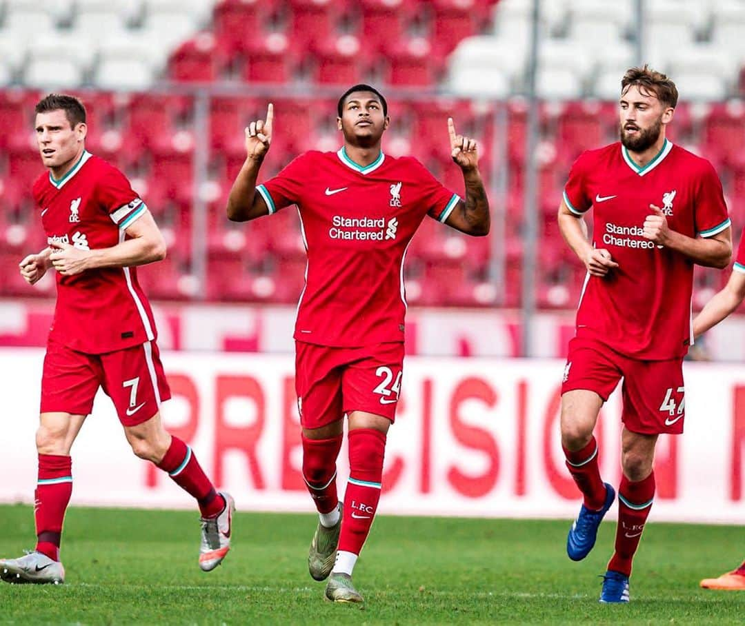 リアン・ブリュースターのインスタグラム：「Always happy to score in this shirt! Good to get more minutes in the legs. We keep working #lfc」