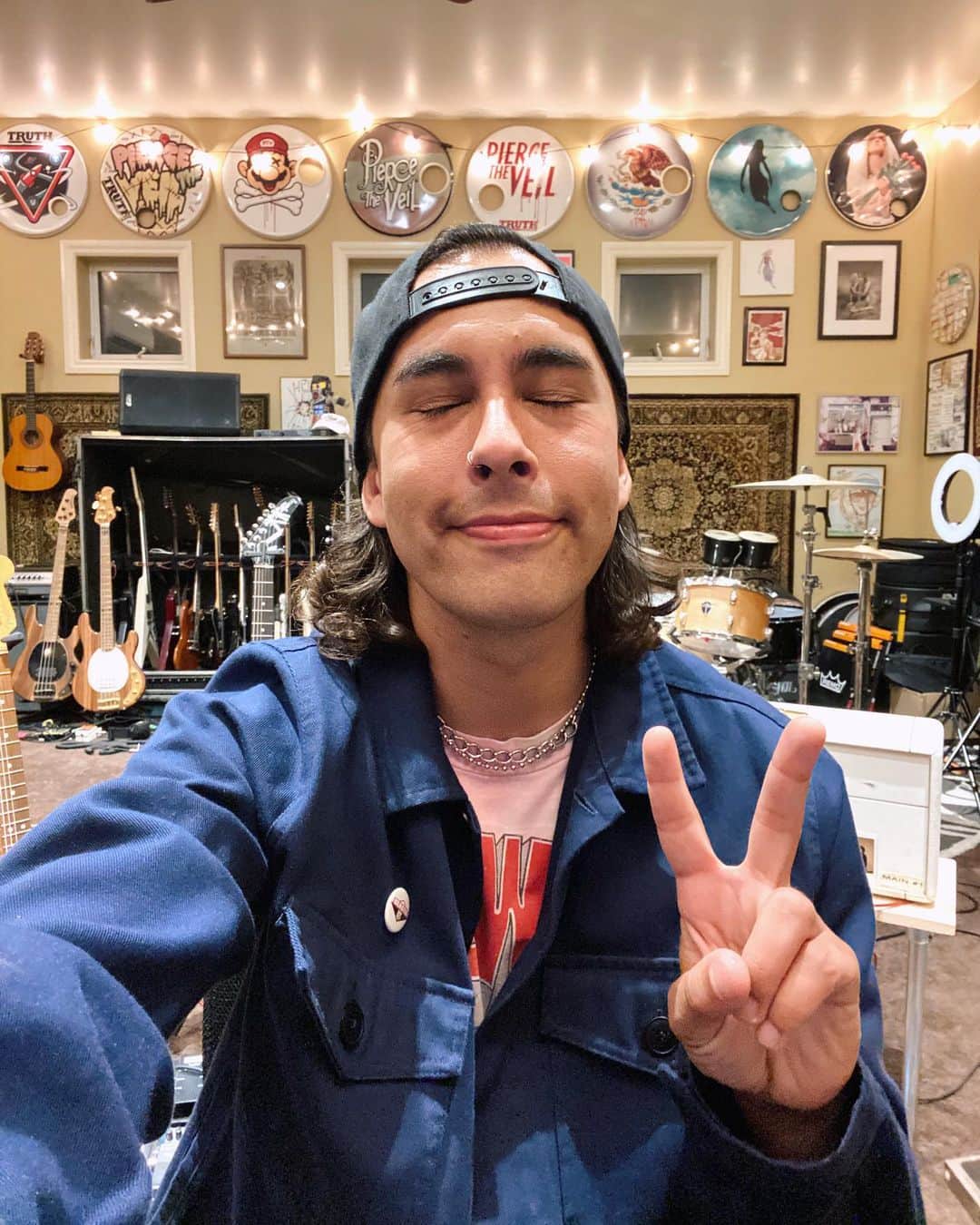 ヴィック・フエンテスのインスタグラム：「New tunes comin」