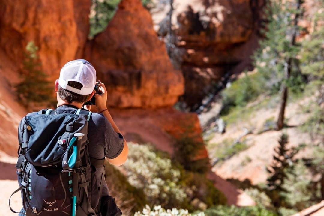 オスプレーさんのインスタグラム写真 - (オスプレーInstagram)「"It was here that I made a promise to myself to always seek adventure." 📷 by @wanderingalways  Featured pack from the Kestrel/Kyte Series #ospreypacks #thegooddaysaremade」8月26日 6時30分 - ospreypacks