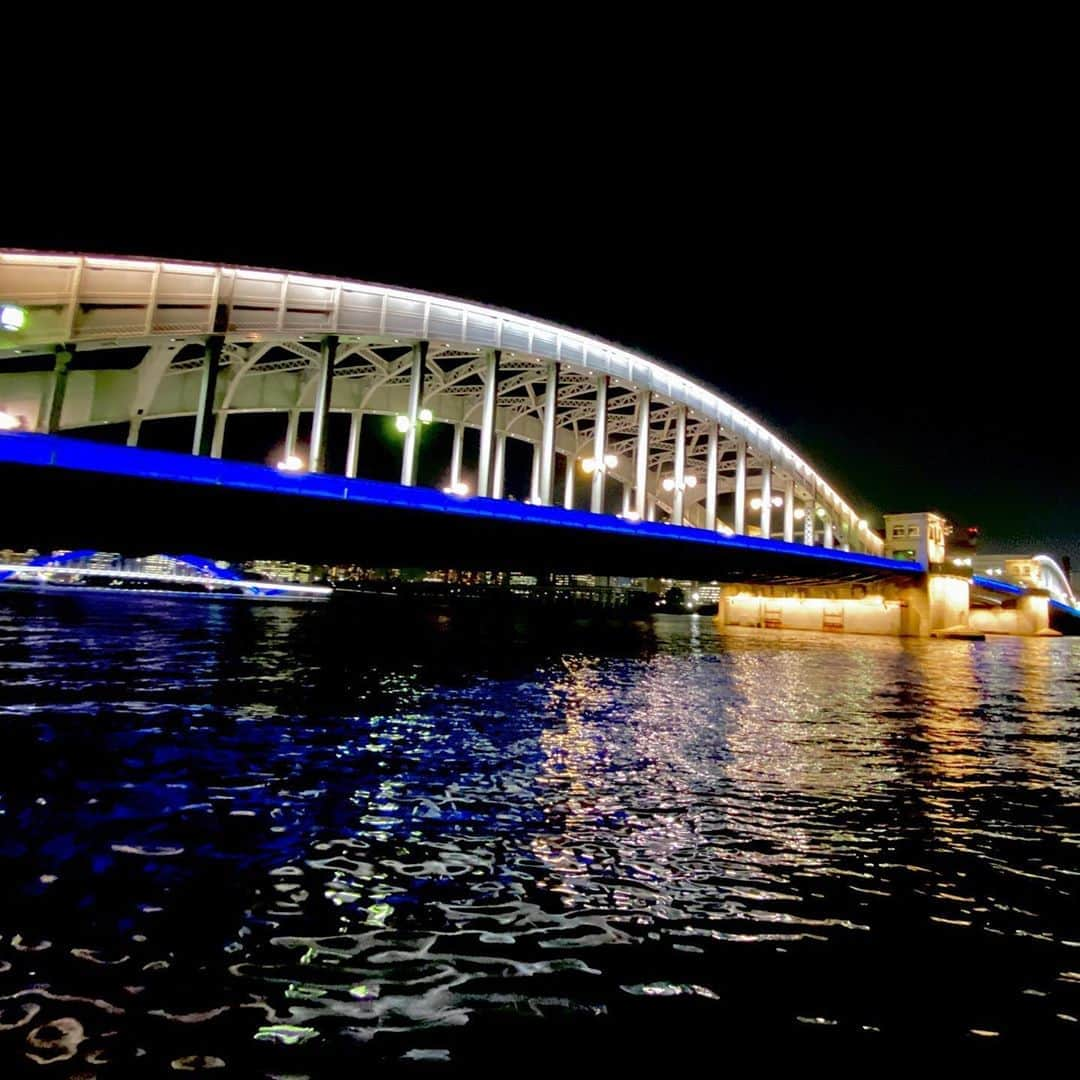 km観光タクシーさんのインスタグラム写真 - (km観光タクシーInstagram)「Kachidokibashi Bridge  #tokyodrive #tokyotrip #tokyotour #tokyosightseeing #tokyolife #tokyonow #tokyotravel #thingstodointokyo #mytokyois #thingstodoinjapan  #tokyotourism #観光タクシー #kmタクシー  #東京観光タクシー #kmtaxi #tokyotokyo #20cheersfortokyo #国際自動車  #隅田川ライトアップ」8月26日 6時35分 - tokyodrive.jp