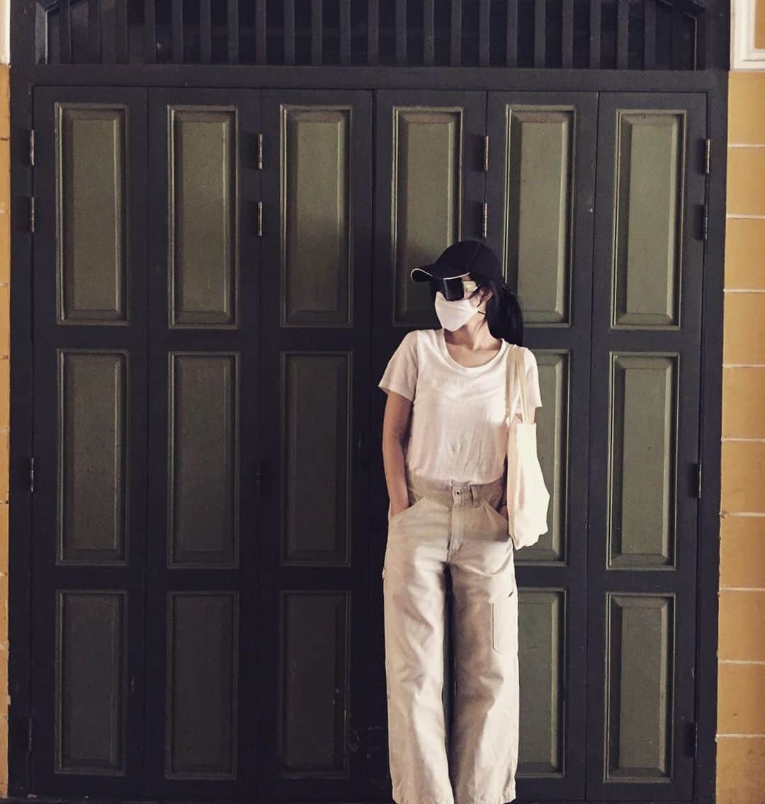 ポーイ・タリーチャダー ペッチャラットのインスタグラム：「😎😎😎 ในวันที่ฝนตก 😎😎😎」