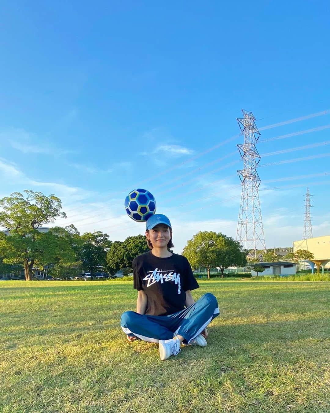 富久美玲のインスタグラム：「_ . 最近ものすごく身体を動かすのが好き👍 元からアクティブだけどスポーツ系含めて 出来る幅が広がって楽しい＼(^o^)／ . 運動音痴どうにかなれば尚良いんだけどw .」