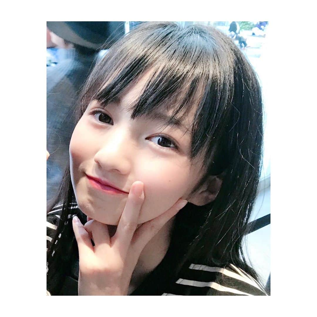 山本紗衣さんのインスタグラム写真 - (山本紗衣Instagram)「✌️  これはまだ小学生の頃の写真🎒 あの頃は遊ぶ事しか考えてなかったな笑 もう懐かしい😗 ・ ・ ・ #小学6年生 #js6 #過去pic #ふりかえり #思い出に浸る」8月25日 22時22分 - sai_ymmt