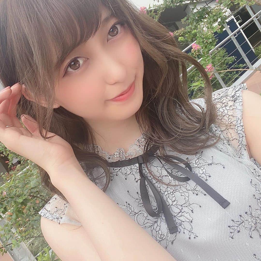佐々木舞音のインスタグラム：「. まだまだ暑い日は続いているけれど、あと少しで夏も終わりですね🕊 .」