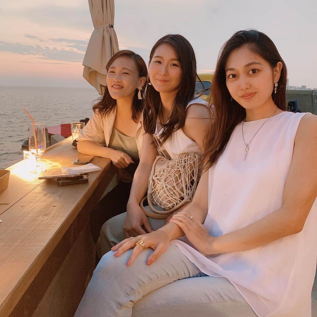 岡本麻佑のインスタグラム：「. いつか夢見たよね❤️✨ほんと念願の！💖ともぴ〜ウェルカム😘🤲🏽これでみんな集結っ!!😻社会人になったけどこれからは今まで以上に会えるね😍🌈✨」