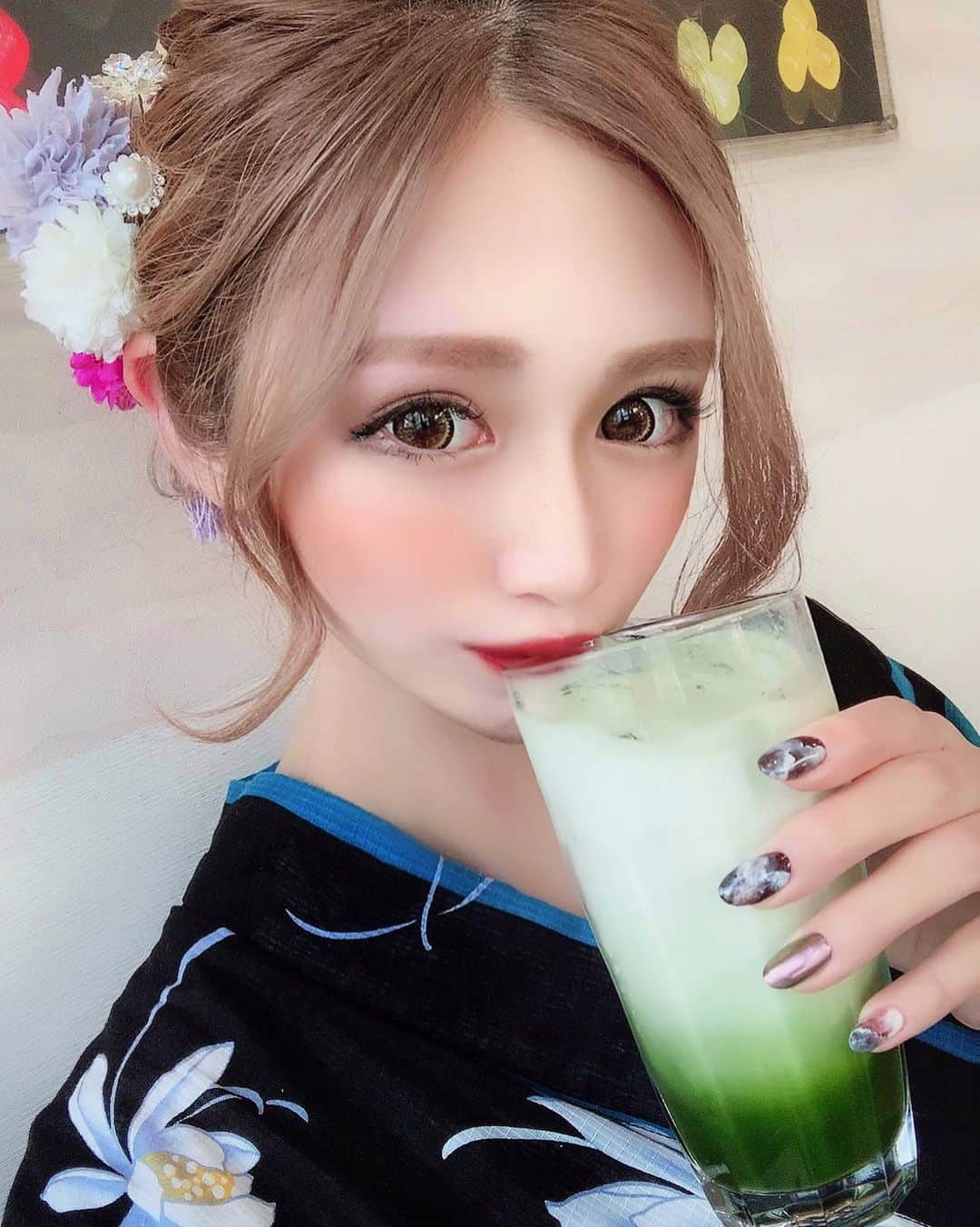 さーぽんさんのインスタグラム写真 - (さーぽんInstagram)「. 抹茶オレ美味しかった🧚💚 ほうじ茶ラテも大好き🐷🐷！ #浴衣 #抹茶オレ #京都 #カフェ」8月25日 23時05分 - rk_27829