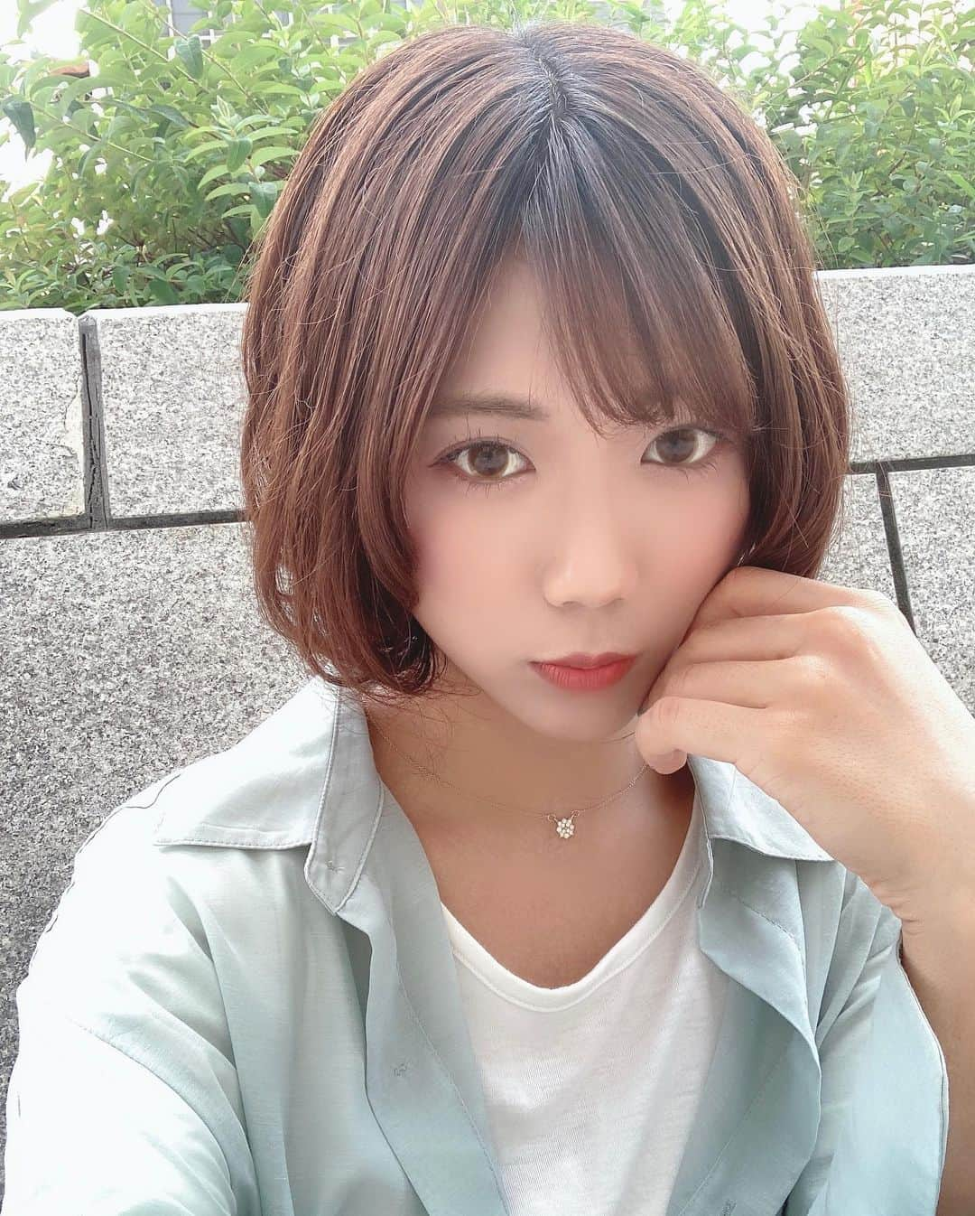 海江田麻貴さんのインスタグラム写真 - (海江田麻貴Instagram)「ㅤㅤㅤ  ㅤㅤㅤ 🎥 ㅤㅤㅤ 今日もいちにちお疲れ様でした🥀 oyasumi...❤︎  ㅤㅤㅤ  ㅤㅤㅤ  ㅤㅤㅤ #撮影 #TV #shooting #ボブ #ボブヘアー #内巻きボブ #内巻き #シアーシャツ #白tコーデ #白tシャツ #japanesegirl #ピスタチオカラー #ブルーコーデ #透けシャツ」8月25日 23時13分 - _makiii0924_