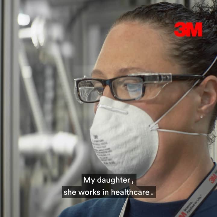 3M（スリーエム）のインスタグラム：「In the fight against #covid19, our values drive us to make more of what frontline workers need everyday. #improvinglives 3M.com/covid」