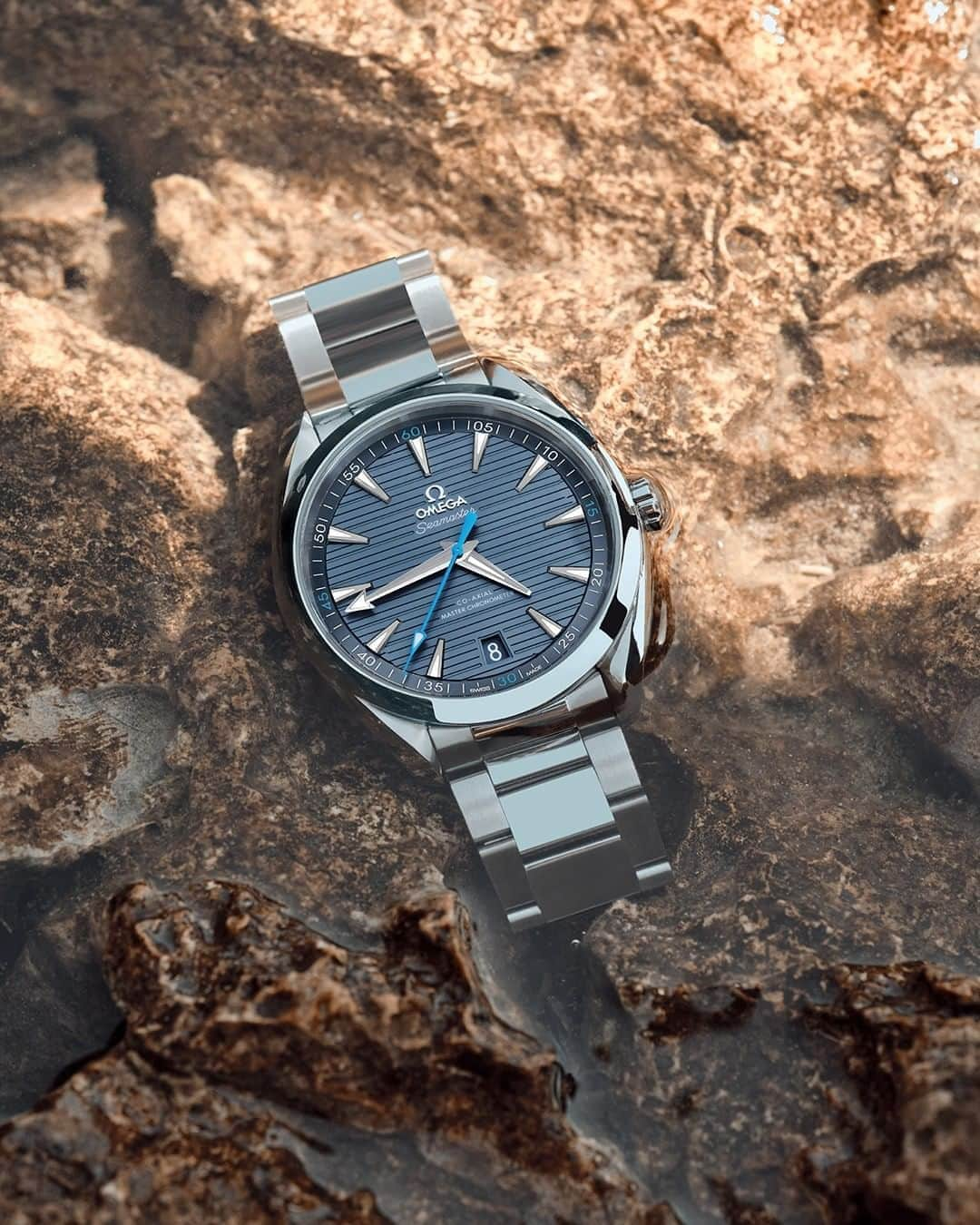 オメガさんのインスタグラム写真 - (オメガInstagram)「#SeamasterAquaTerra Shoreline style. The #Seamaster Aqua Terra in stainless steel.」8月26日 0時00分 - omega