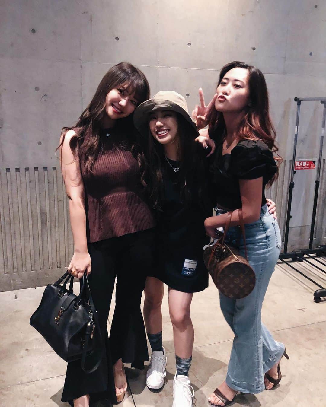 RIKAのインスタグラム：「🕺」