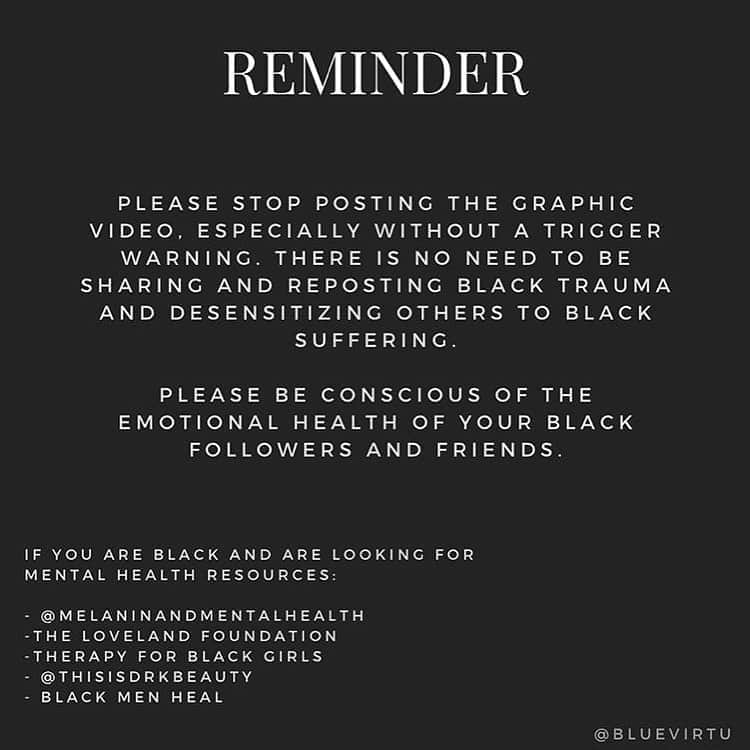 Eileen Kellyさんのインスタグラム写真 - (Eileen KellyInstagram)「We will not stand by while the police continue to murder. **REMINDER: Do not repost the graphic video of Jacob Blake’s attempted murder, it makes a spectacle of Black trauma and is triggering.** #BlackLivesMatter (via @bluevirtu)」8月26日 1時31分 - killerandasweetthang