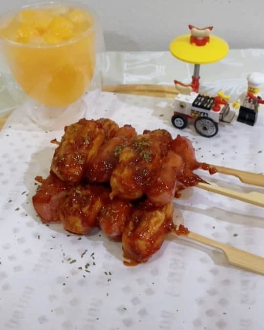 GYEON SEOのインスタグラム：「_* ดึกแล้วลงได้ 🍡🍢 . . #ทำเองกินเอง  #หิวก็กินเข้าไป #พรุ่งนี้ลดจริงๆ  #ไม่หลับไม่นอนกินอยู่นั่นแหละ」