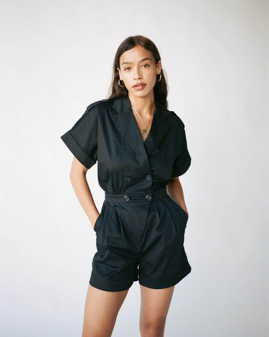 エイミー・ソングさんのインスタグラム写真 - (エイミー・ソングInstagram)「Easy and effortless Milton Romper available on @revolve」8月26日 1時53分 - songofstyle