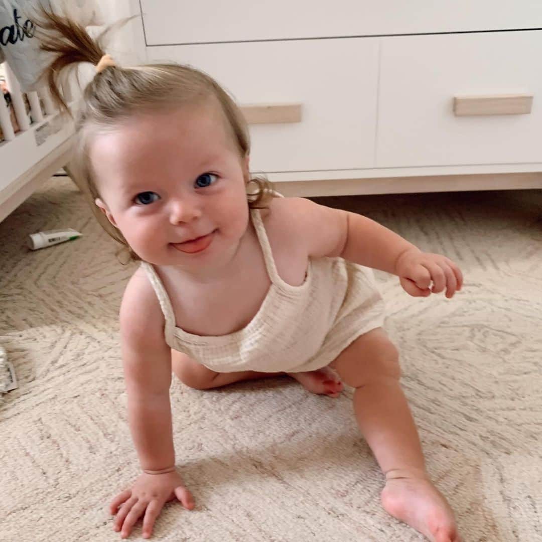 Helena Glazer Hodneさんのインスタグラム写真 - (Helena Glazer HodneInstagram)「Better late than never, moments from the weekend💓  sasha’s face in the first photo,👶🏼but luckily she always looks cute!」8月26日 2時08分 - brooklynblonde1